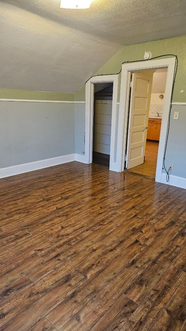 Foto del edificio - Duplex downtown CDA