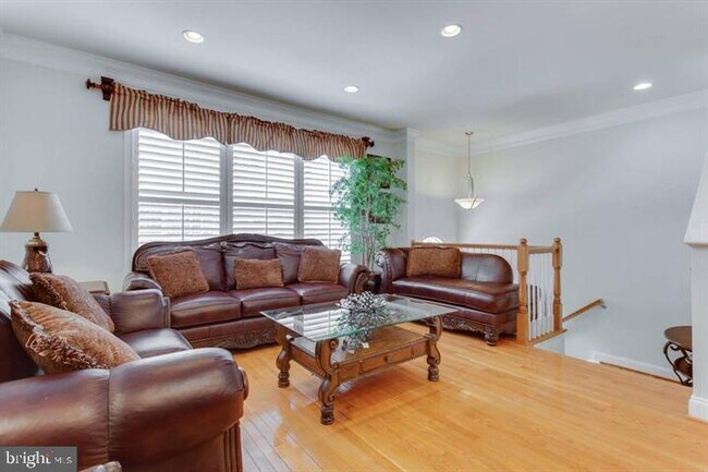 Foto del edificio - 2149 Red Vine Dr