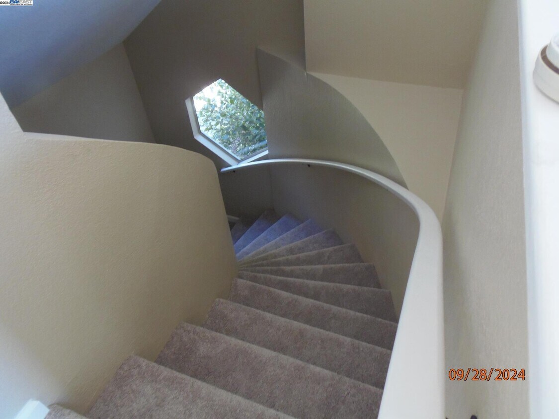 11894 Flanagan Ct, Dublin, CA 94568 Condo for Rent in Dublin, CA