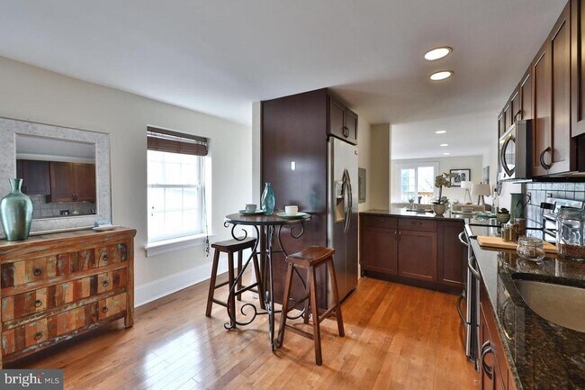Foto del edificio - 630 N 17th St