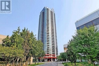 Building Photo - 88-1488 Sheppard Ave E