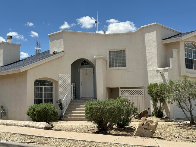 Foto del edificio - 1340 James Cravens Ct