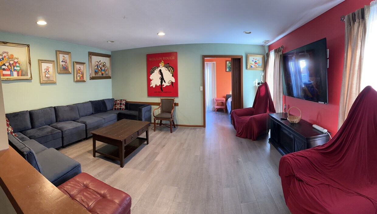 Foto del edificio - 121 N Montpelier Ave