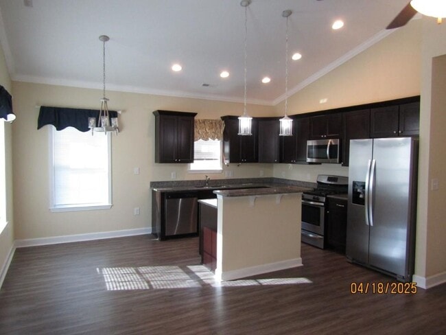 Foto del edificio - 4335 Grand Harbour Blvd