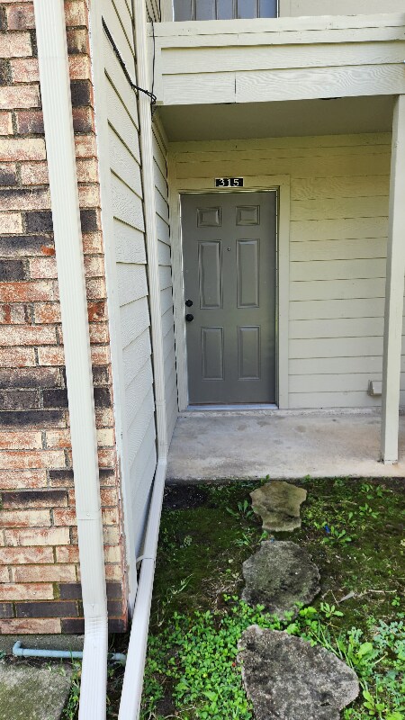 Building Photo - 2200 E Trinity Mls Rd