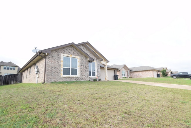 Building Photo - 6501 Morganite Ln