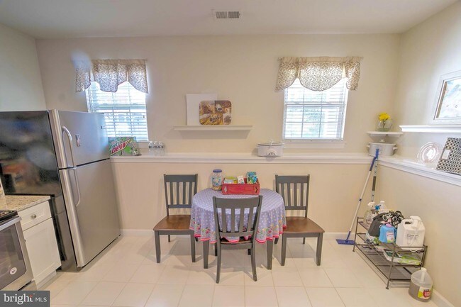 Foto del edificio - 1693 Winterwood Ct