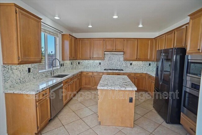 Foto del edificio - 24022 Via Vista