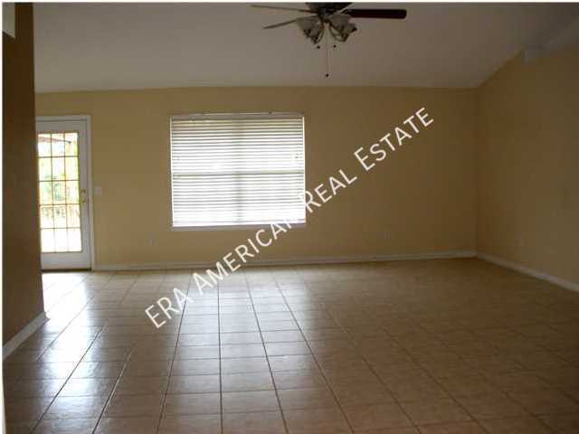 Foto del edificio - 5151 Whitehurst Ln