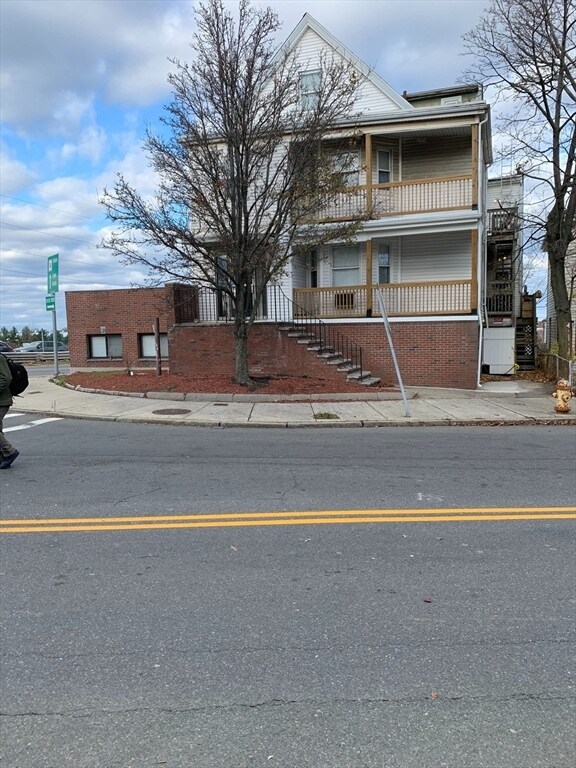 Building Photo - 350 Revere Beach Blvd