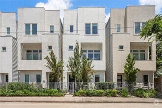Building Photo - 108 Pierce St