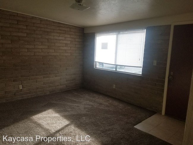 Building Photo - 3301 Conlee Ln