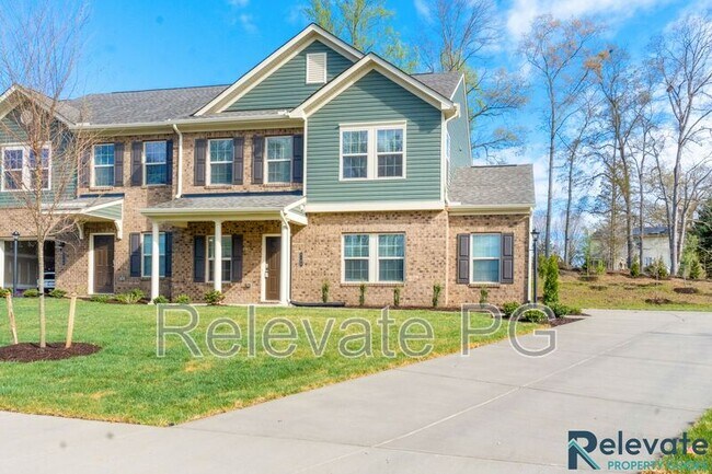 Building Photo - 5100 Ellingshire Dr
