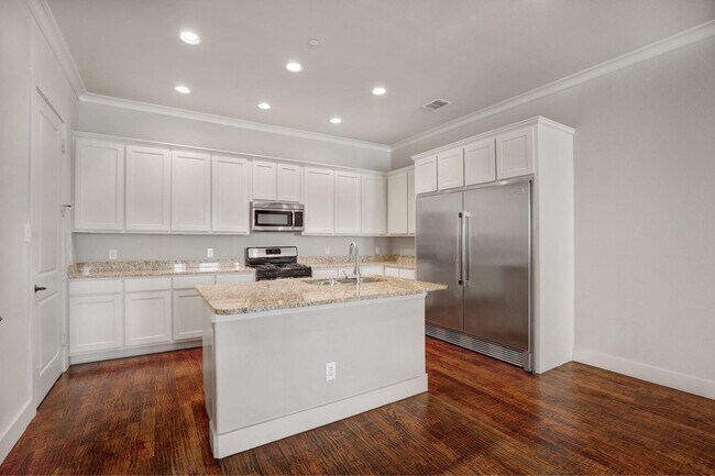 Foto del edificio - 4111 Rawlins St