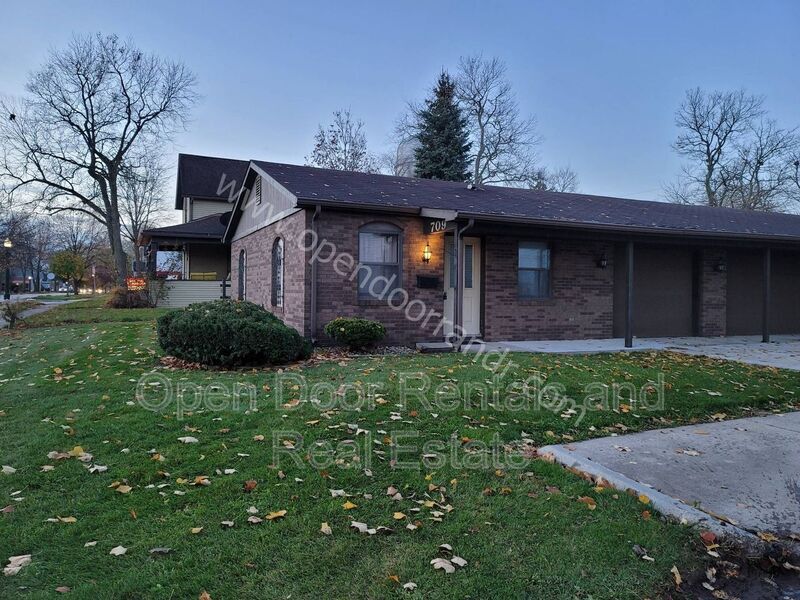 709 N Main, Kendallville, IN 46755 Condo for Rent in Kendallville, IN