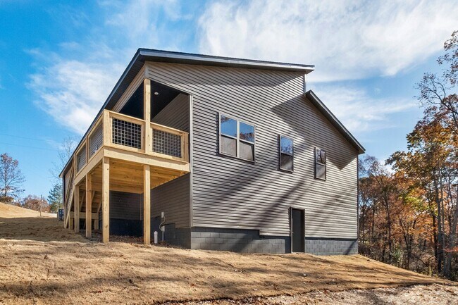 Building Photo - 19 Dumfries Dr