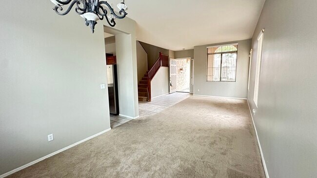 Foto del edificio - Ahwatukee Home With Pool Service & Landsca...