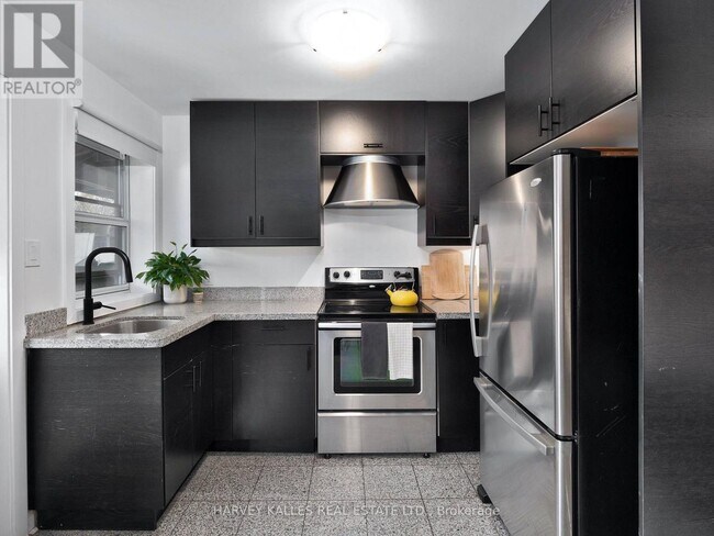 Photo du bâtiment - 1406 Danforth Ave