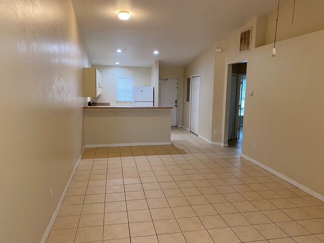 Foto del edificio - 1416-1418 W 12th St