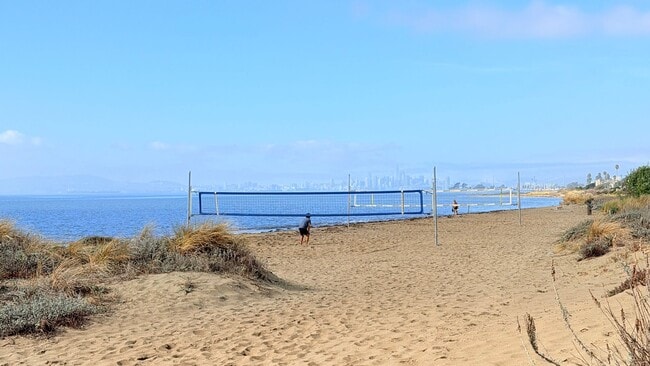 Photo - 2101 Shore Line Dr House