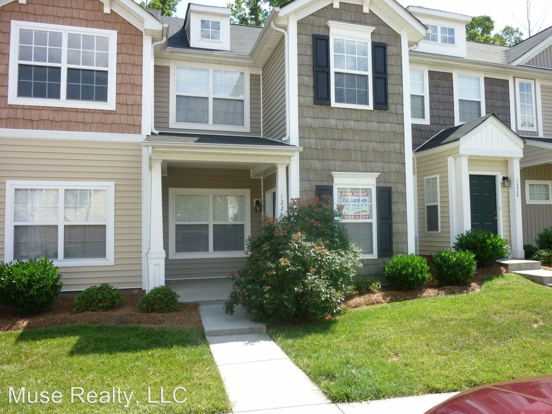 Primary Photo - 1228 Liberty Bell Ct