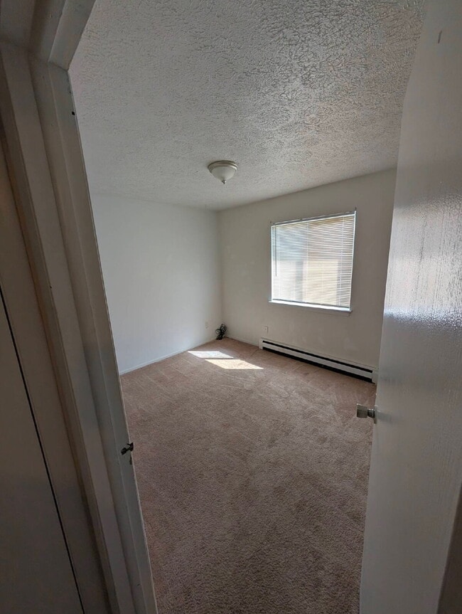 Photo - 719 Peachtree Pl Apartment