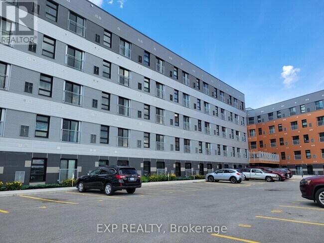 Photo du bâtiment - 75 Barrie Rd