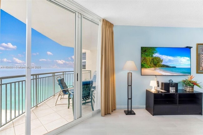 Building Photo - 17375 Collins Ave