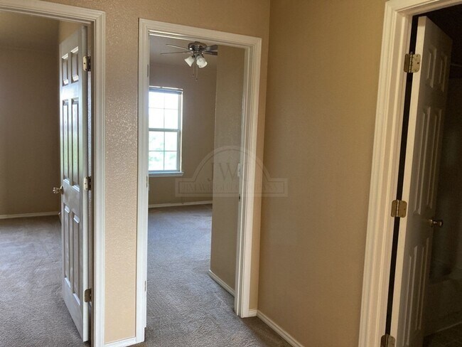 Building Photo - 4002 Eula Bea Ct