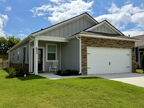 Building Photo - 6555 Japonica Ln
