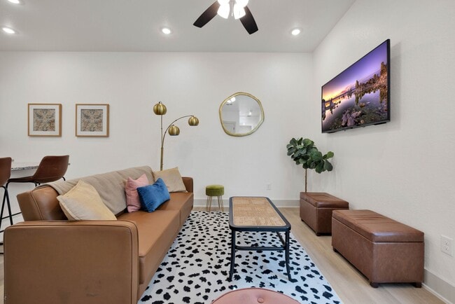 Foto del edificio - 5154 Kelwood St