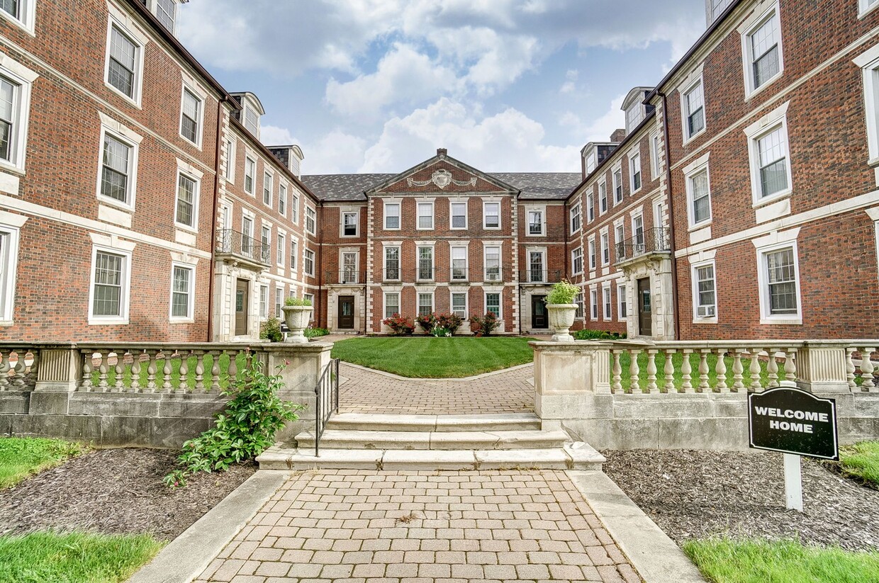 Primary Photo - 620 - GOVERNORS TERRACE, LLC