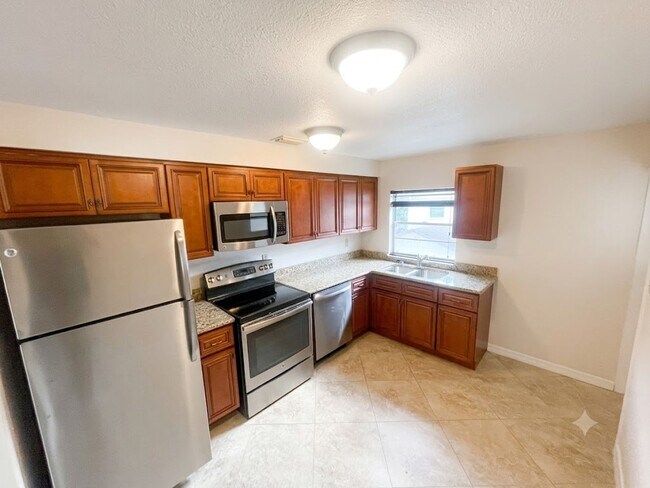 Foto del edificio - 1102 Elmwood St