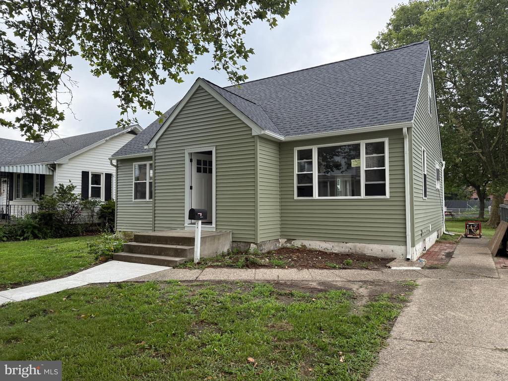 Primary Photo - 518 Tatum St