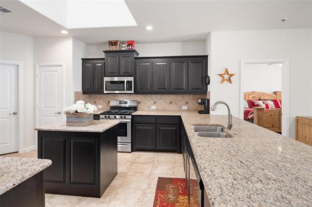 Building Photo - 1309 Canary Ln