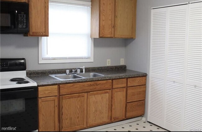 Building Photo - 3 br, 1 bath House - 616 Greensville Avenue