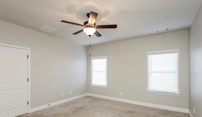 Foto del edificio - 4415 Highland Gate Pkwy