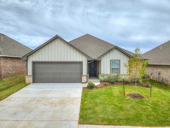 Foto del edificio - Newer Home + Deer Creek Schools + Storm Shelter