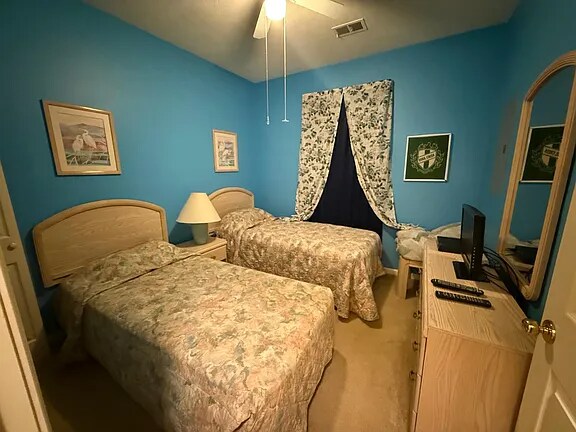 Foto del edificio - 472 River Oaks Dr