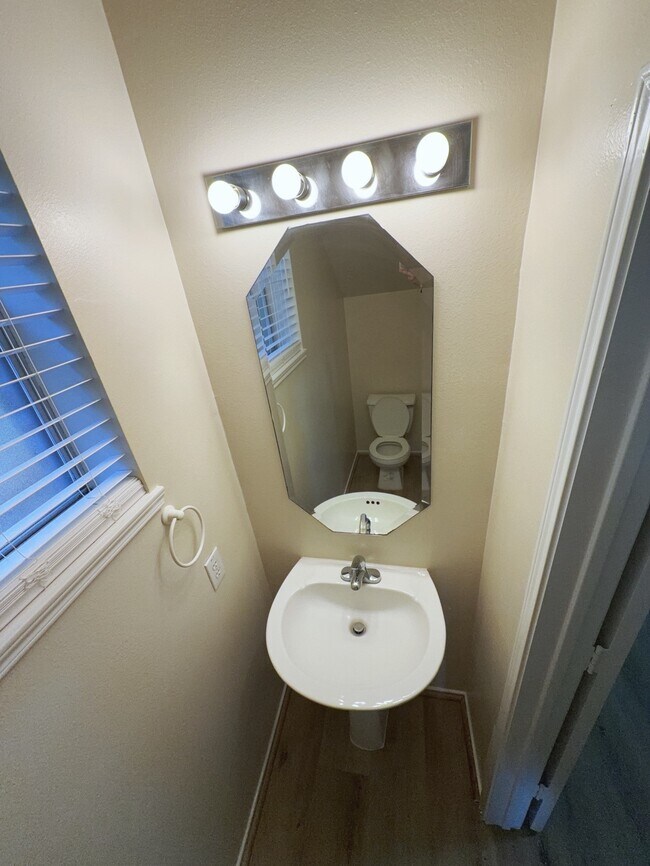 Foto del edificio - 6656 Sharpstown Green Cir