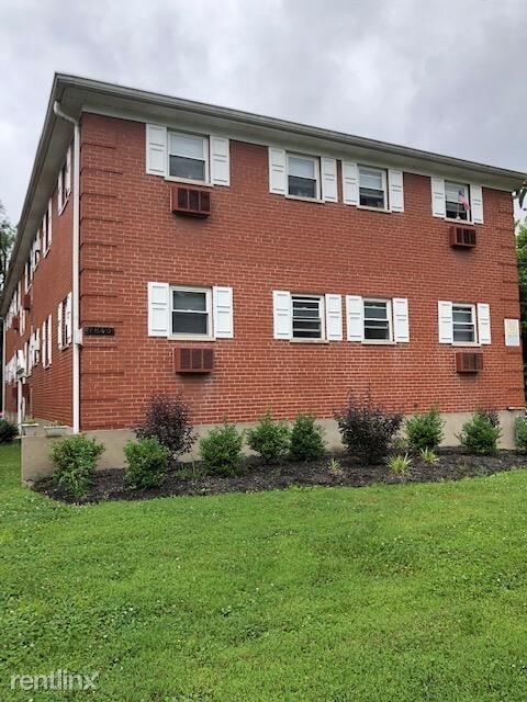 Foto del edificio - 7843 Dawn Rd