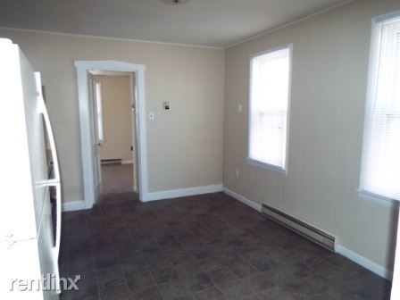 Foto del edificio - 1 br, 1 bath  - 202 S Market St Apt 201