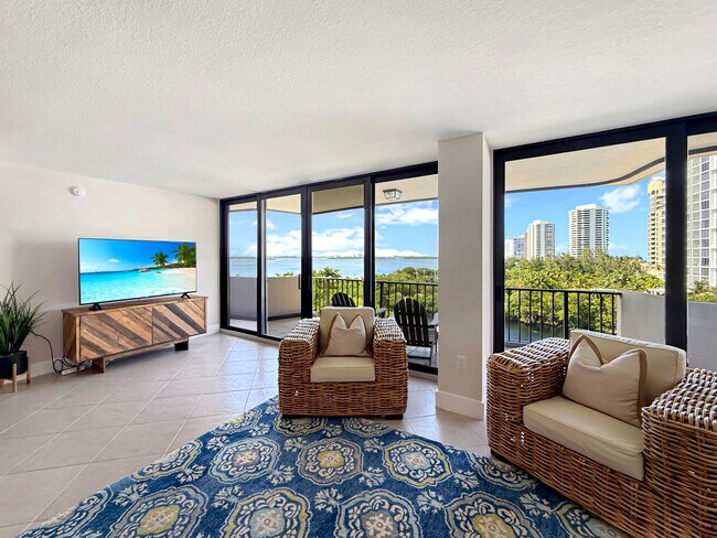 Foto del edificio - 4200 N Ocean Dr