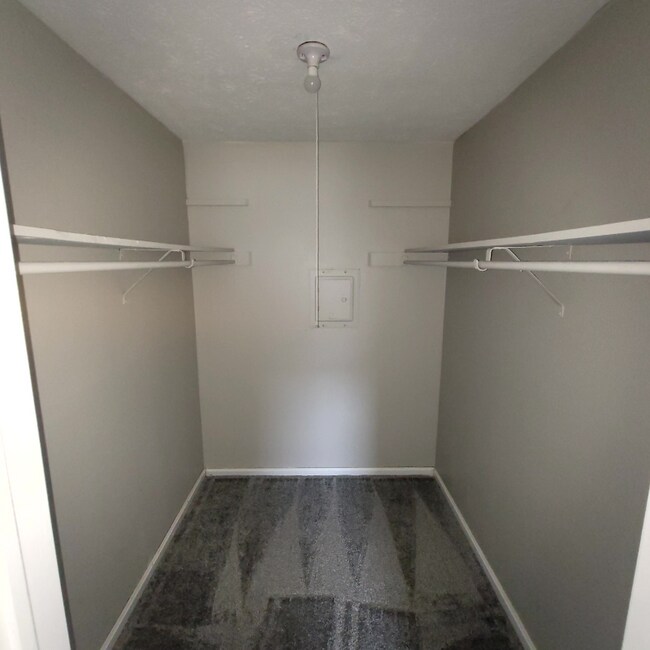 Foto del edificio - 201 Rose Ln St SW