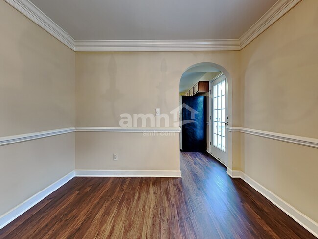 Foto del edificio - 817 Winterside Ln