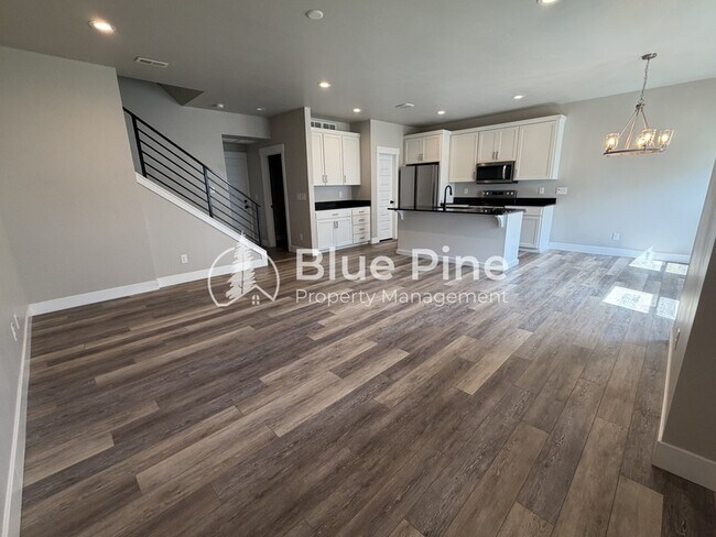 Foto del edificio - 2890 Sunburst Dr
