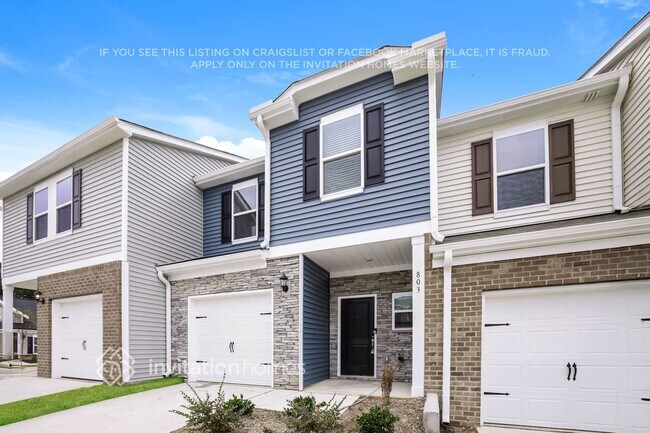 Foto del edificio - 803 Holiday Pk Ln