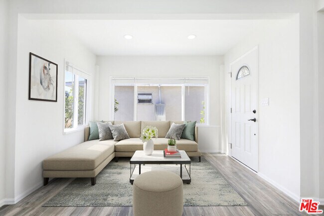 Foto del edificio - 1722 N Ave 45