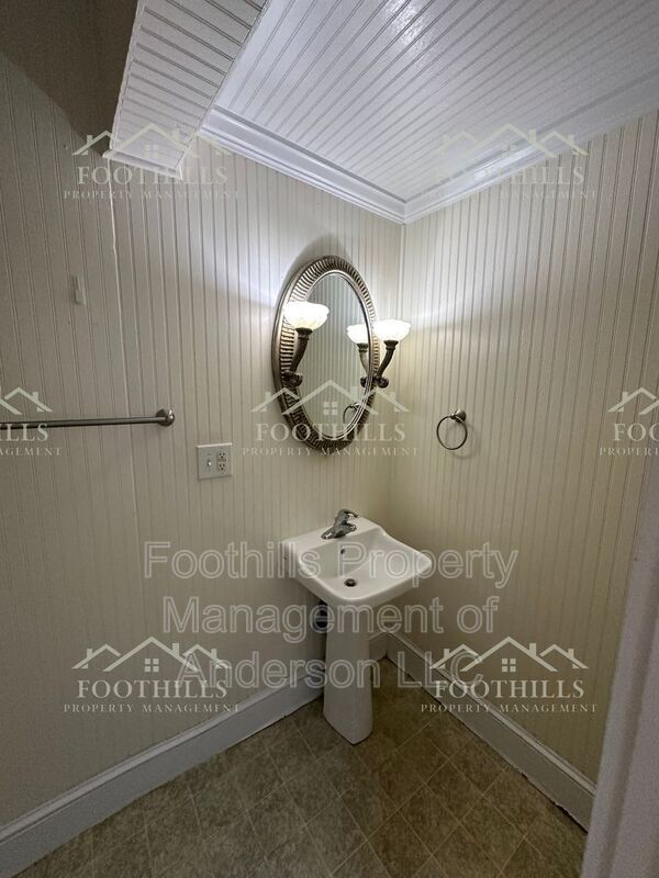 Foto del edificio - 220 Moultrie Square