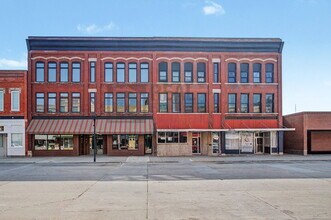 Building Photo - 1214 2nd St
